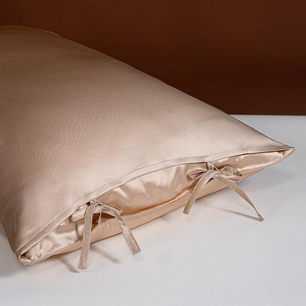 25 Momme Silk Pillowcase with Bow Ties - Champagne