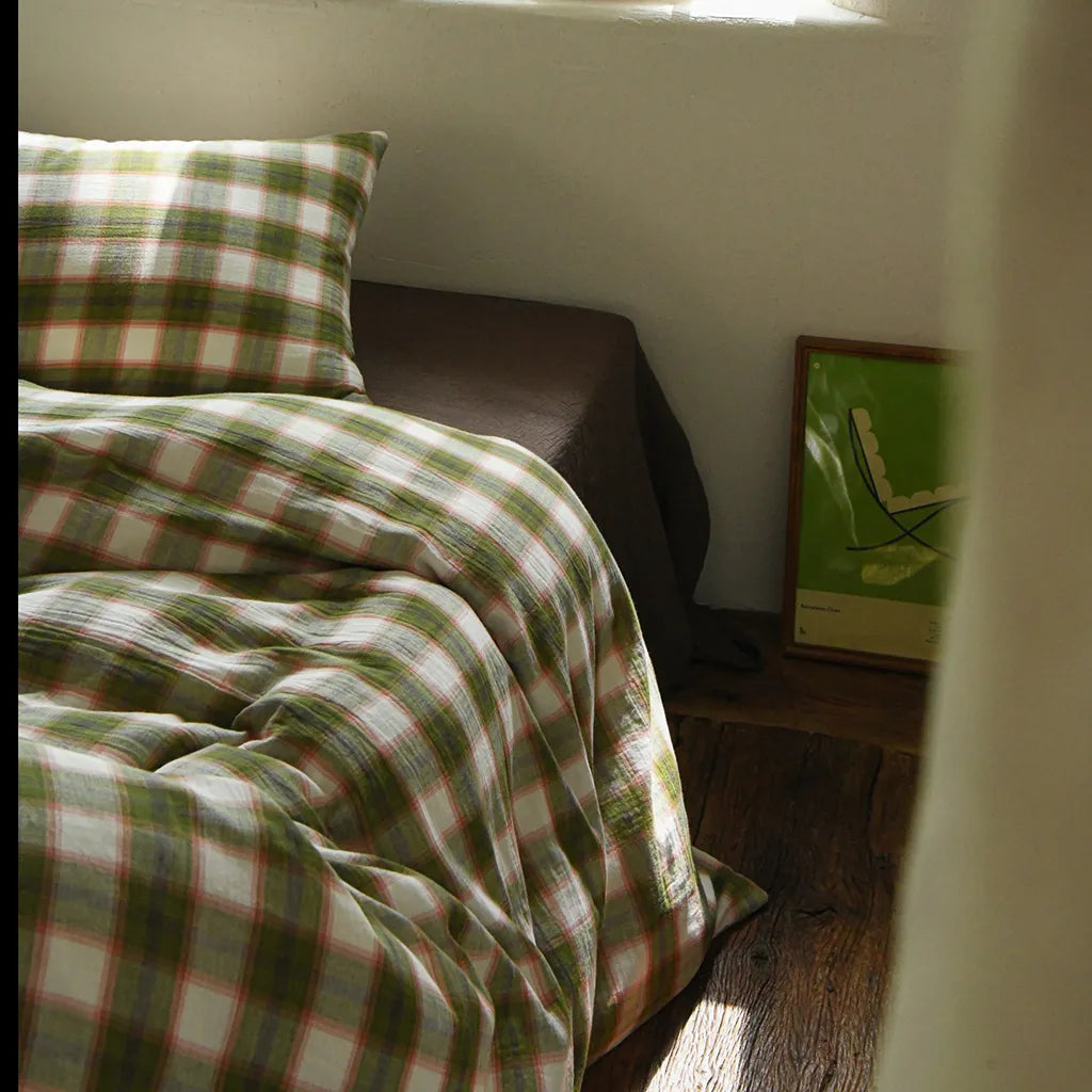 Annie Plaid Bedding Set