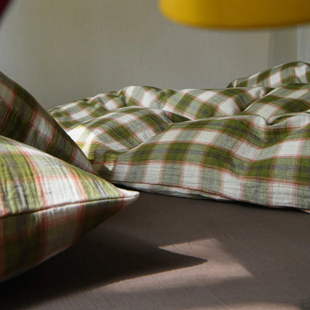 Annie Plaid Bedding Set