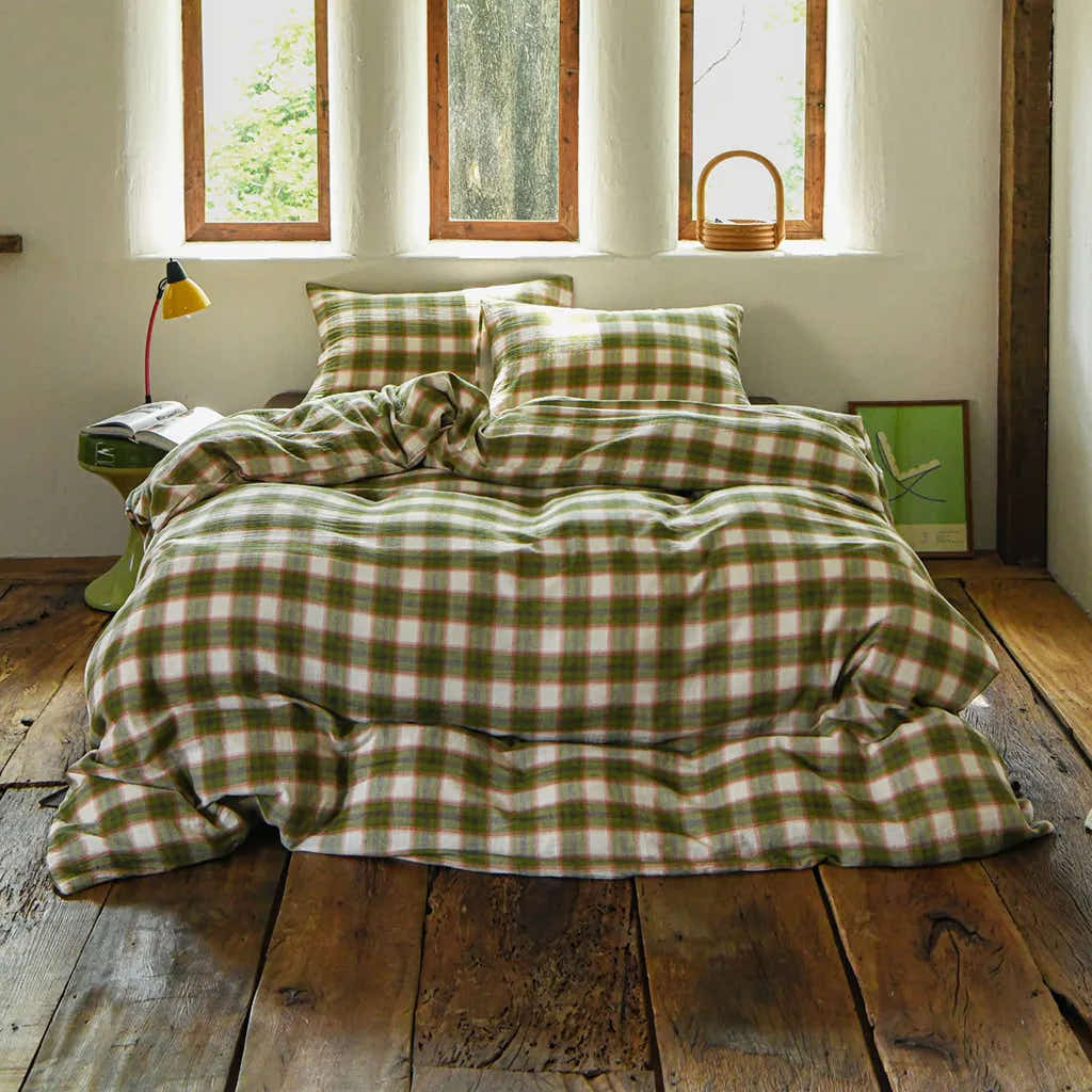 Annie Plaid Bedding Set