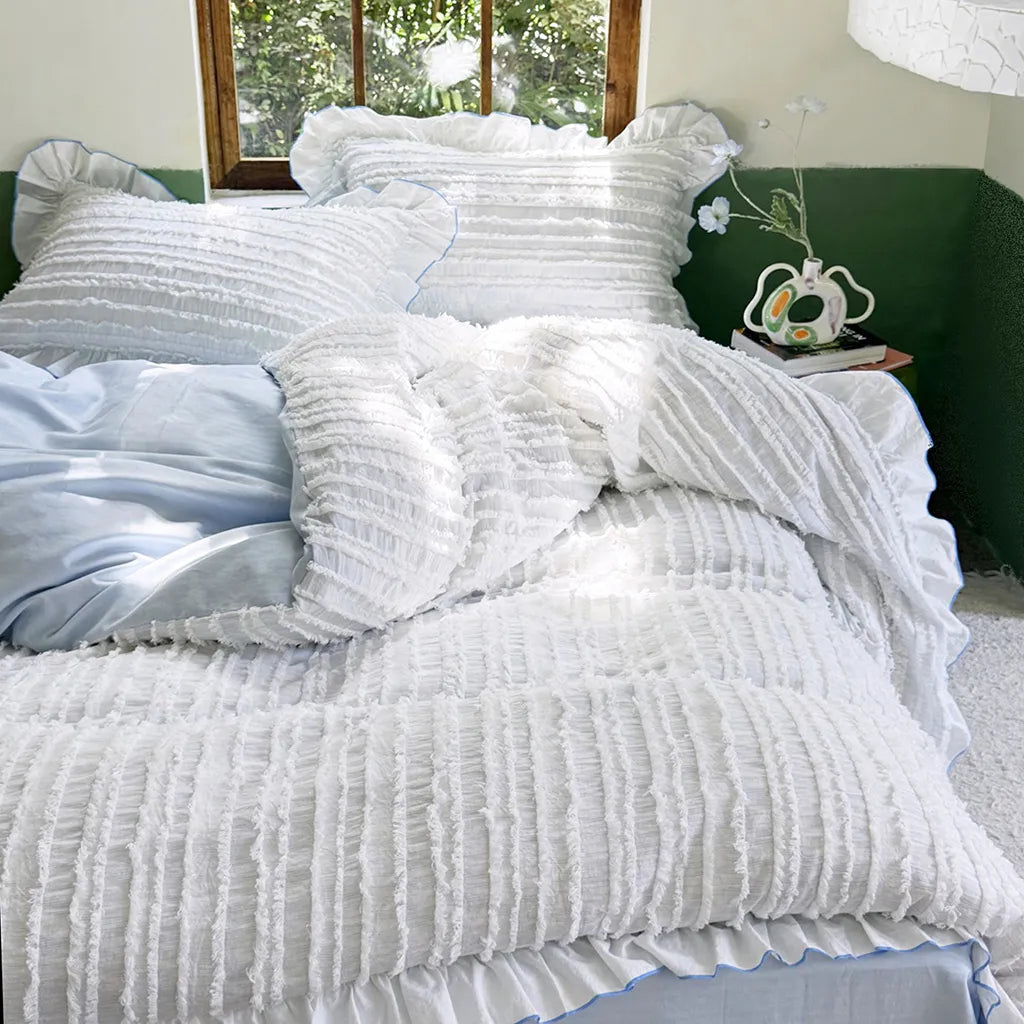 Cotton Clip Striped Bedding Set