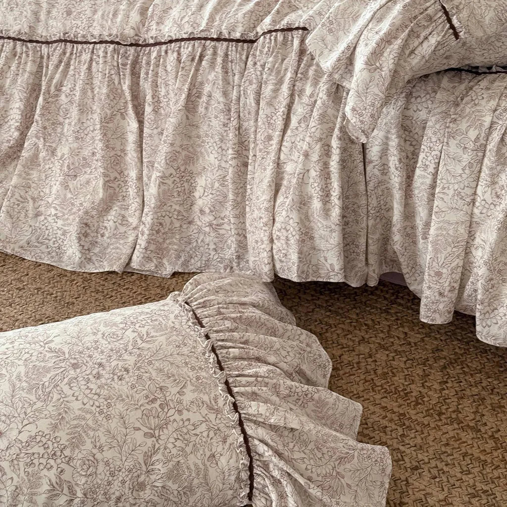 Meadow Floral Bedding Set