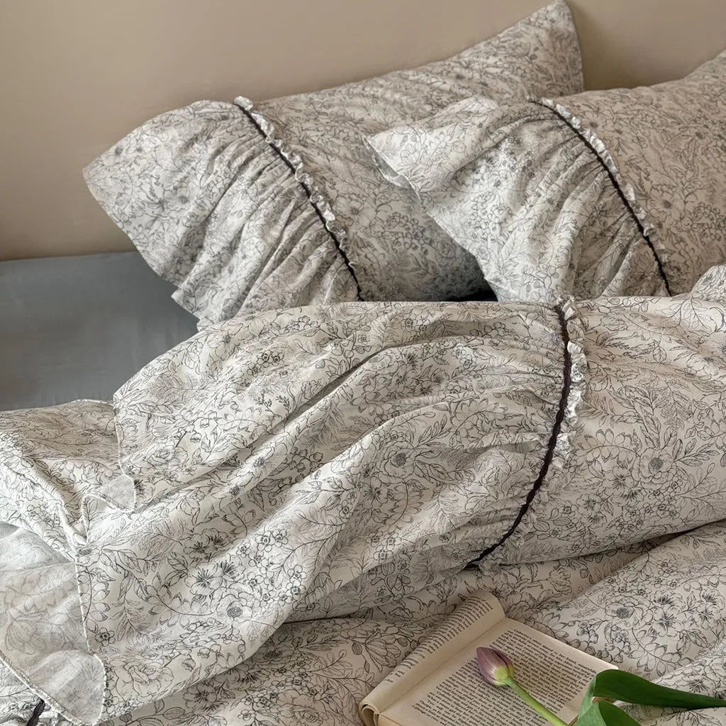 Meadow Floral Bedding Set