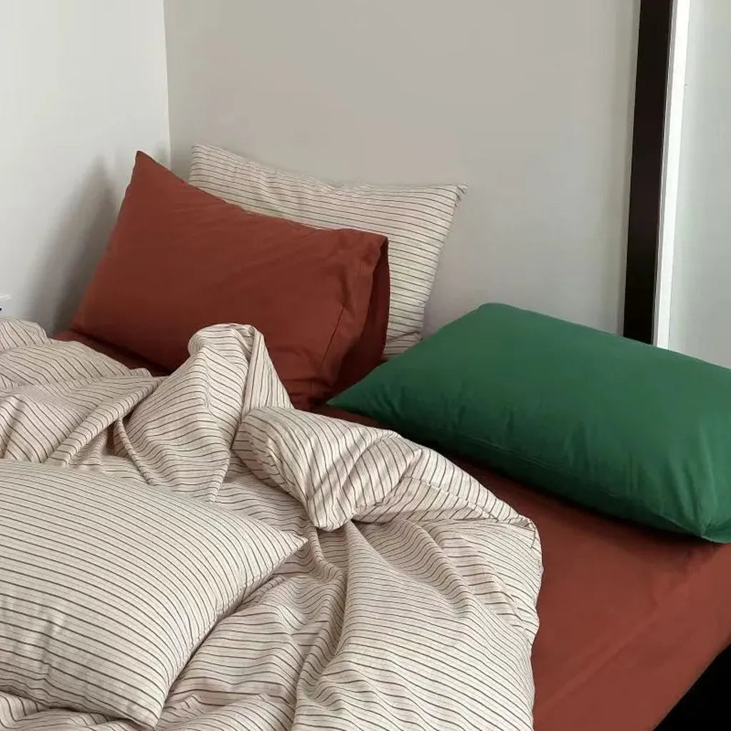 Vintage Red Striped Bedding Set