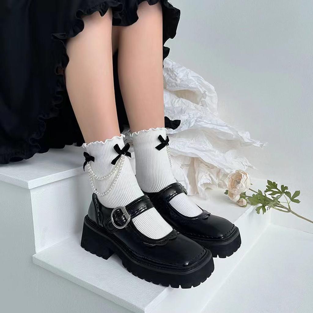 Elegant Faux Pearl Décor Socks