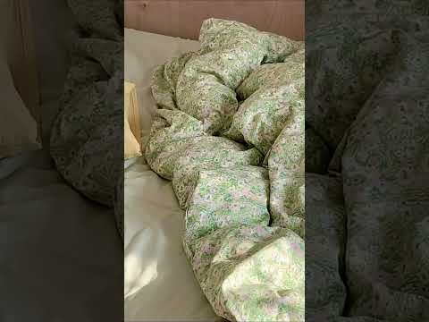 Spring Pastoral Floral Bedding Set.