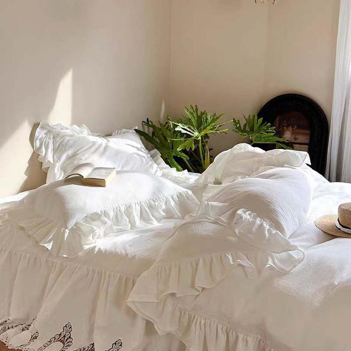 White French Lace Ruffle Duvet Cover