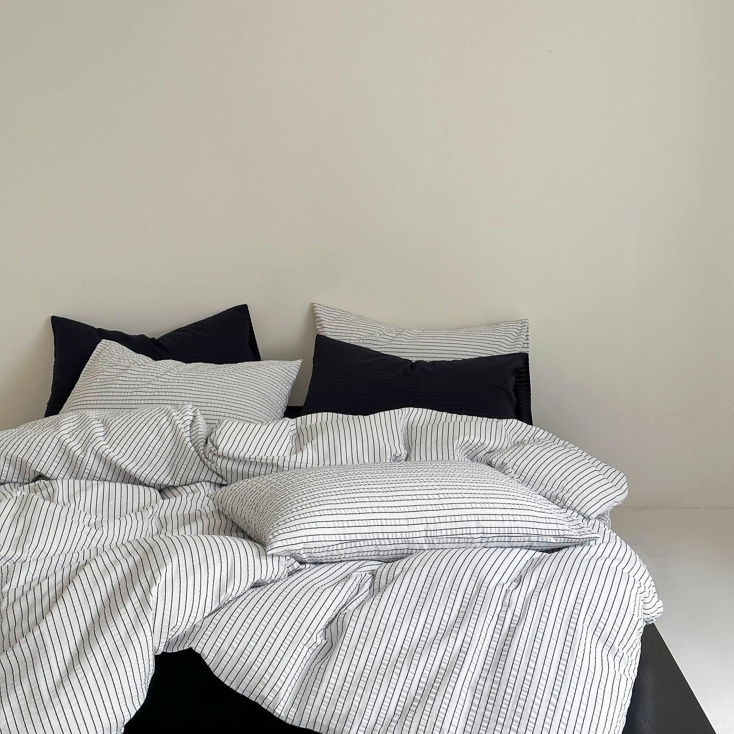 Coastal Mist Stripe Seersucker Duvet Cover