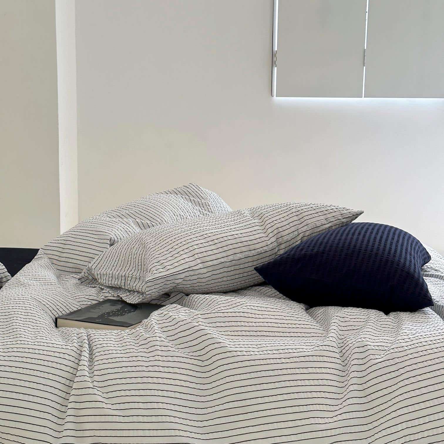Coastal Mist Stripe Seersucker Duvet Cover