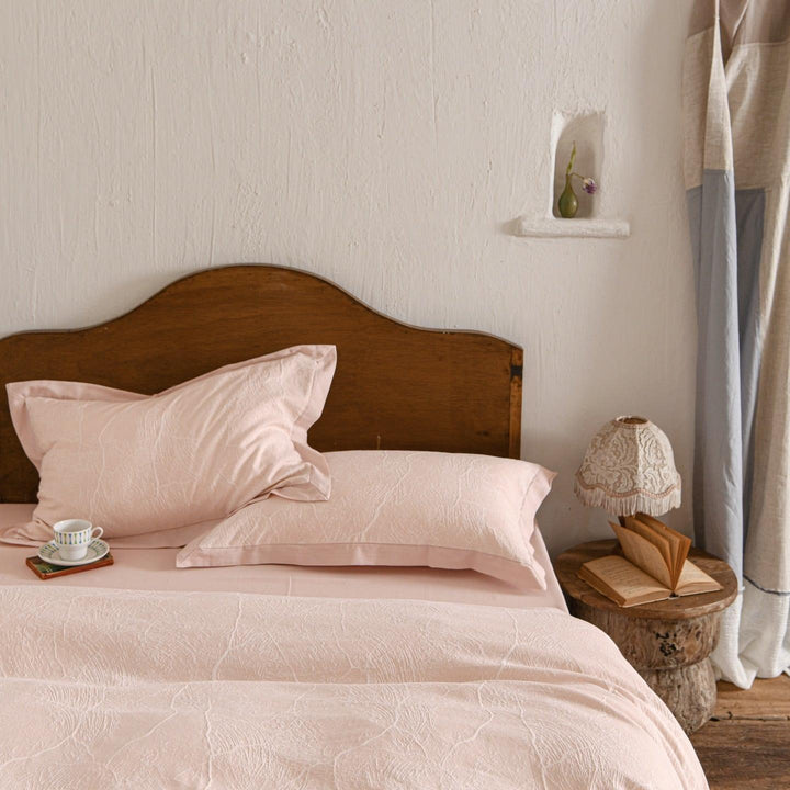 Glacier Vein Jacquard Cotton Bedding Set - Blush Rose